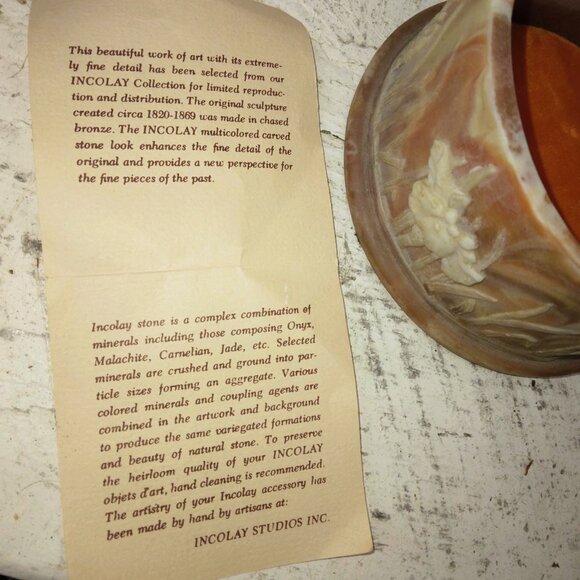 Beautiful Round Vintage Incolay Stone Carved Irises/Orchids Trinket/Jewelry Box - Picture 11 of 11